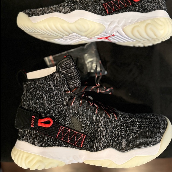 Jordan Other - Jordan Apex React - Black Grey - Brand new in box, Men’s Size 8
